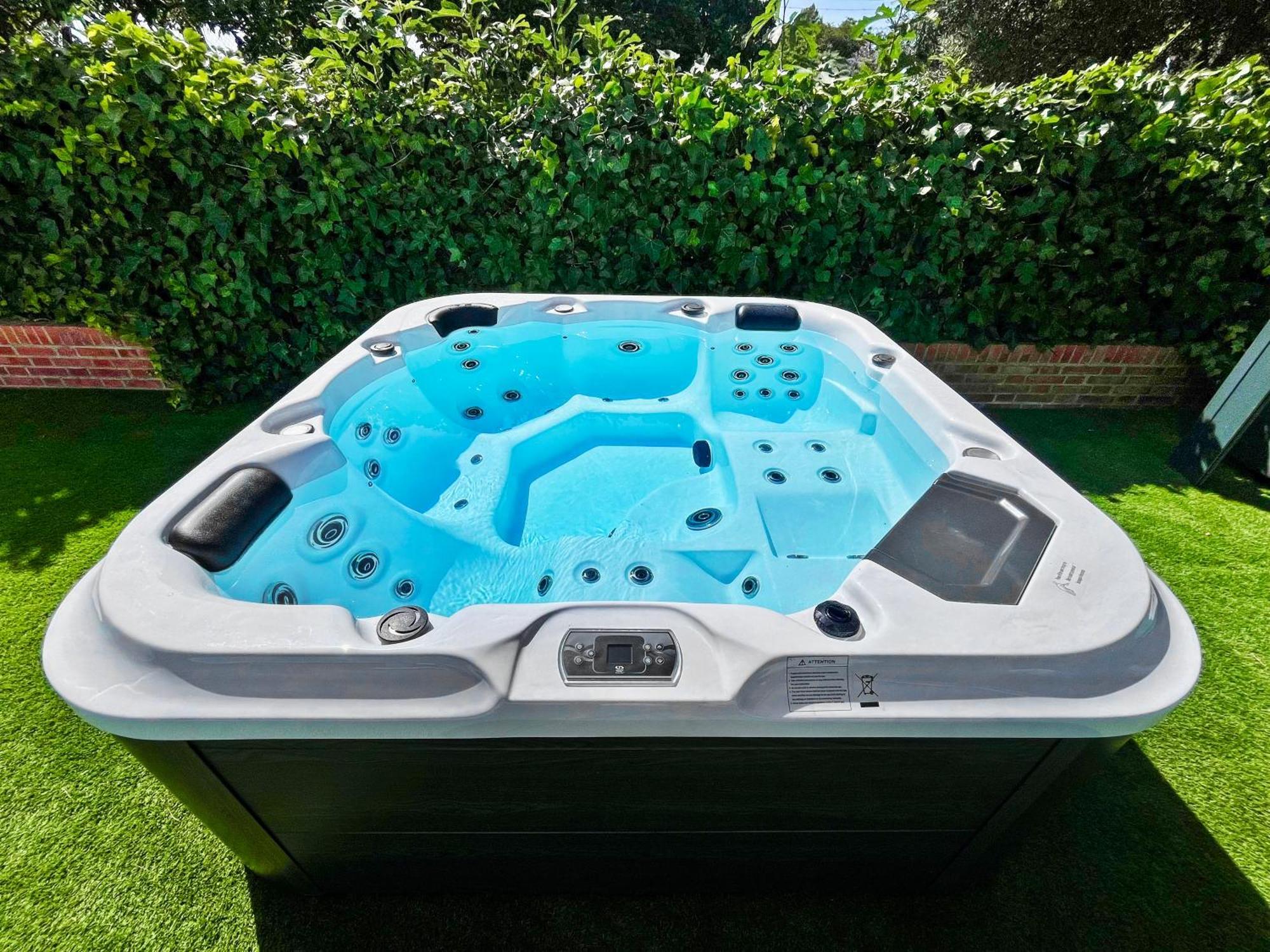 Villa San Patricio I Piscina Privada I Jacuzzi Spa I Bbq I Ps5 I Aire Acon I 3000M2 I 5Min-Centro Jerez de la Frontera Eksteriør bilde